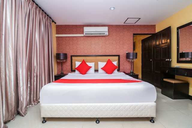 OYO 131 グリーブズ イン