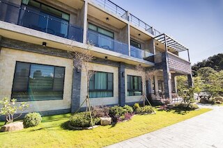 フ アン - ザ レイクサイド ハウス