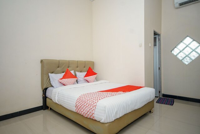 OYO 247 ウィスマ ムルデカ シャーリア