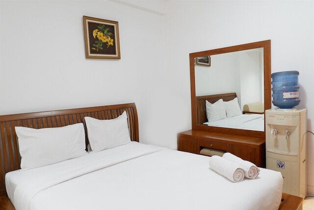 プール ビュー スタジオ アパートメント タマンサリ スディルマン