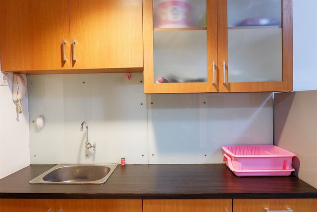 プール ビュー スタジオ アパートメント タマンサリ スディルマン