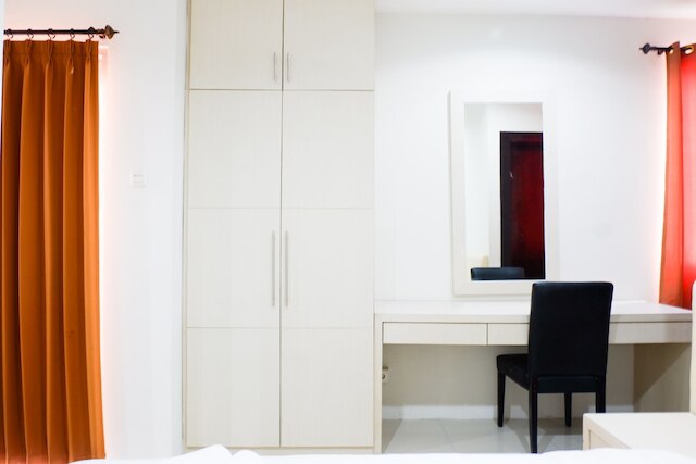 快適な 1 ベッドルーム ツイン タワー アパートメント