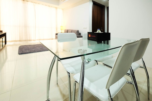 ラグジュリアス ファーニッシュド 2 ベッドルーム ケマン ビレッジ アパートメント