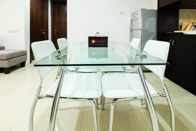 ラグジュリアス ファーニッシュド 2 ベッドルーム ケマン ビレッジ アパートメント