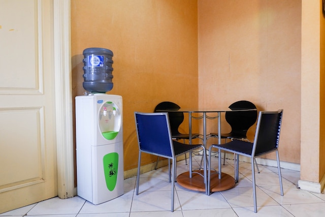 スペーシャス 1 ベッドルーム アパートメント アット タマン ビバリー