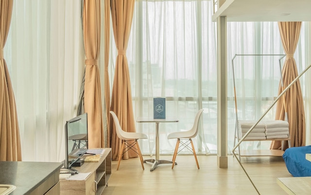 セラ ポッズ ホテル マニラ