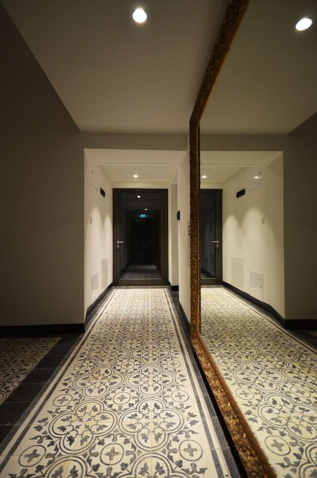 ラグジュアリー レジデンス ニア パーラメント