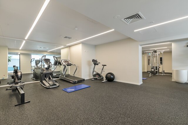 サン キスド アパートメント