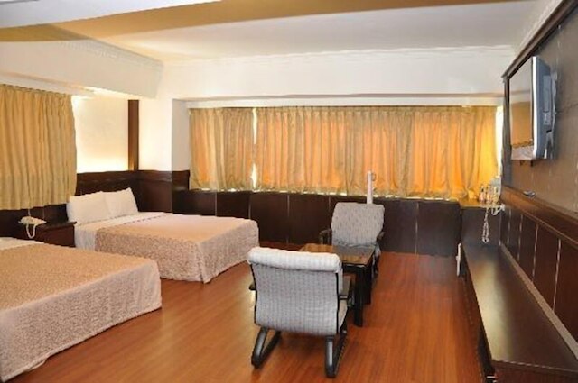 チュライン ホテル