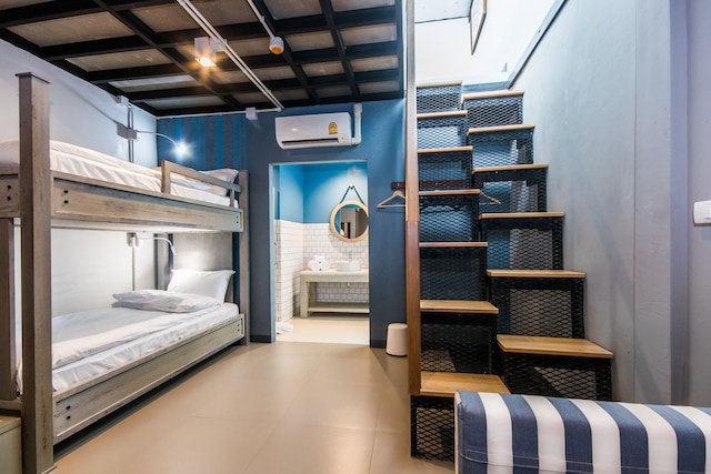 ミミ アンド ジム コーリビング スペース