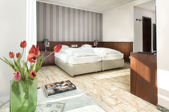 ホテル ハルハイマー ホフ