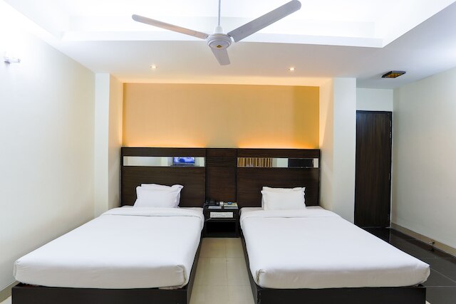 ホテル ホーリー ゲイト