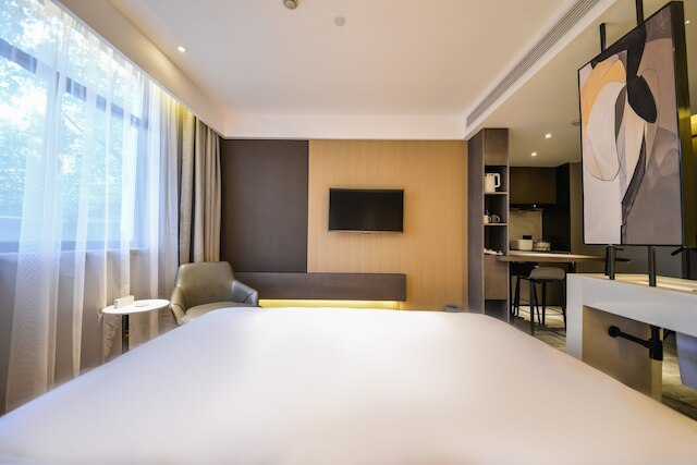 ミジュ ホステル グーベイ - 上海油絵彫刻研究所の横にある小さな白い建物 (上海古北米居 HOUSE - 油画雕塑園旁安静的小白樓)