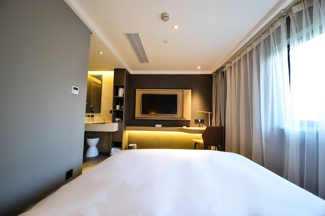 ミジュ ホステル グーベイ - 上海油絵彫刻研究所の横にある小さな白い建物 (上海古北米居 HOUSE - 油画雕塑園旁安静的小白樓)