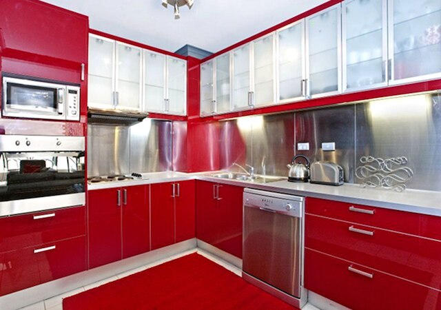 シドニー CBD 2 ベッドルーム アパートメント ウィズ バルコニー