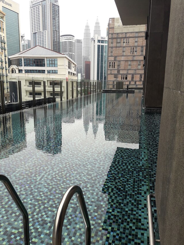 7 ストーンズ アングン スイーツ