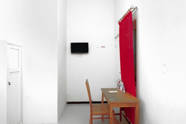 OYO 314 エマス 23 ゲスト ハウスシャリア