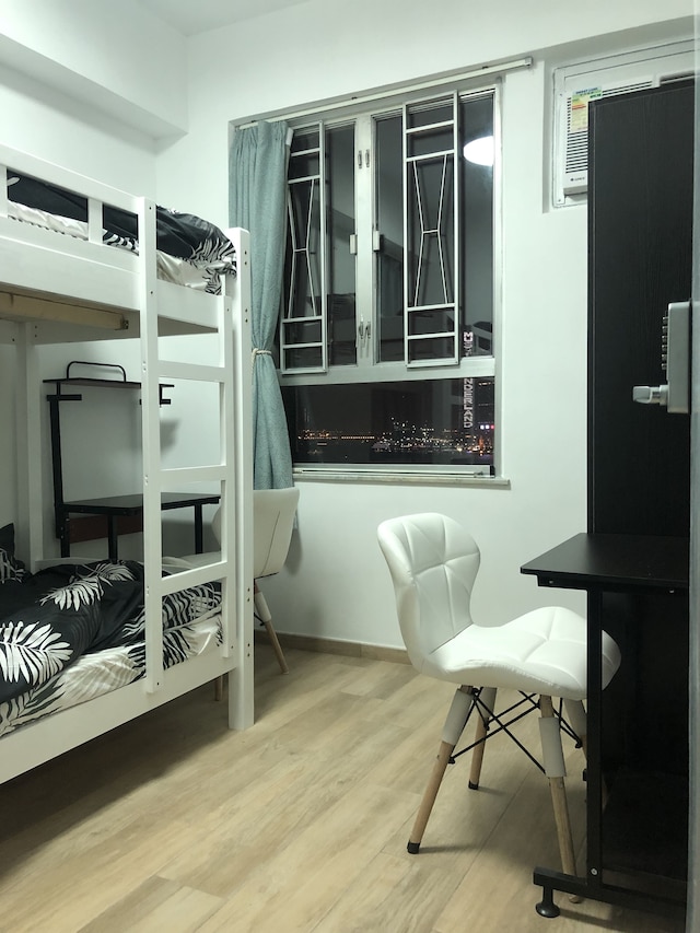 サニーズ 4 ベッドルーム シー ビュー ロック ハート アパートメント