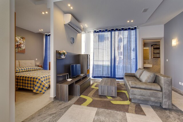 ワン ベッドルーム アパートメン スリマ