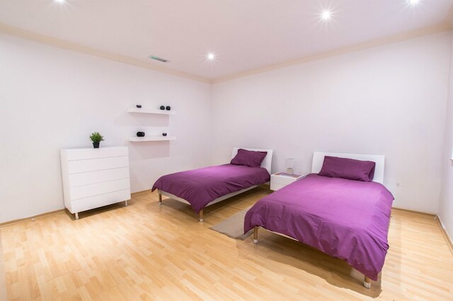 中心部の好立地にある明るく広いアパート