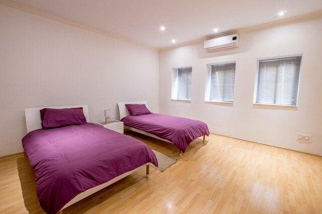 中心部の好立地にある明るく広いアパート