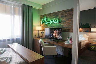 AGA テニス アパートメンツ バイ ラドワンスカ