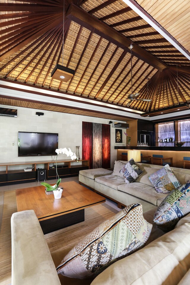 サンセット パラダイス ヴィラ ジンバラン 8008