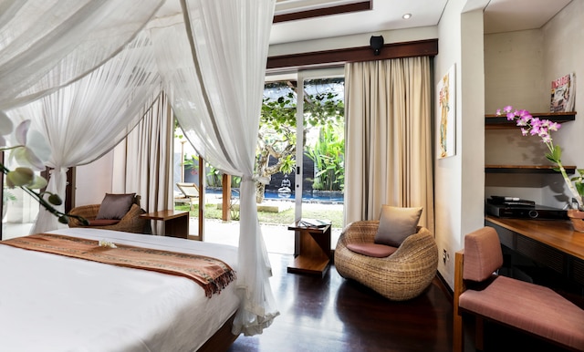 サンセット パラダイス ヴィラ ジンバラン 8008