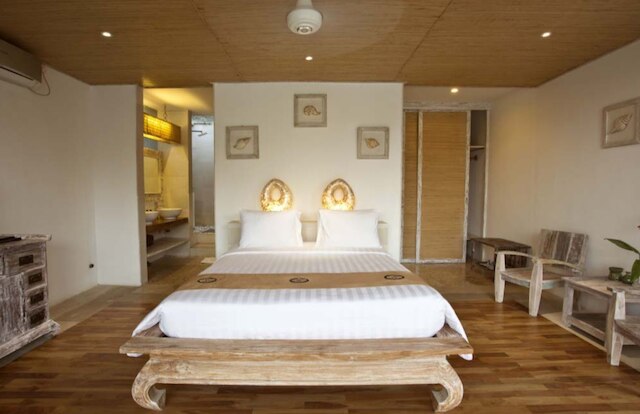 サンセット パラダイス ヴィラ ウルワツ