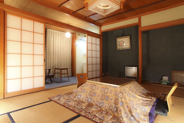 旅の宿　初の湯