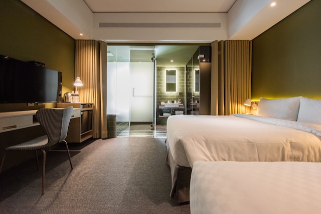 ホテル ランブル (城市漫遊行旅)