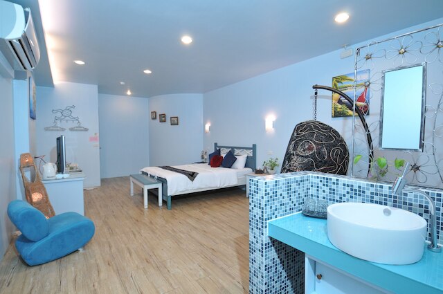 ロータス ホステル ベイチュン ジュアン (北成庄莲花荷畔渡假民宿)