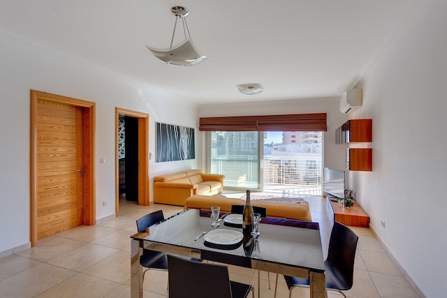 高級住宅地にある素敵なアパート、プールあり