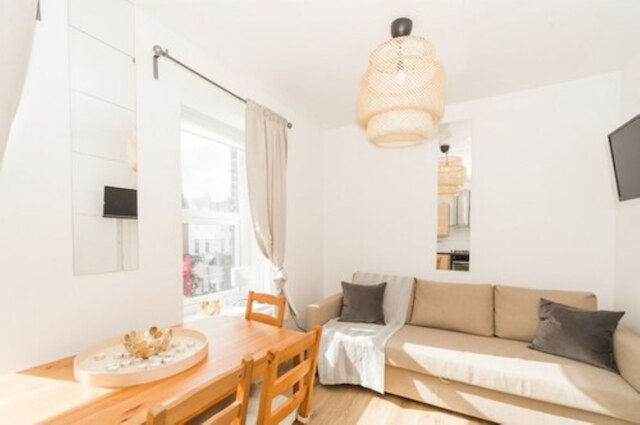 PML アパートメンツ エッジウェア ロード