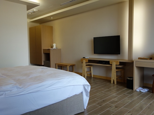 フットプリント イン (兩腳詩集概念旅館)