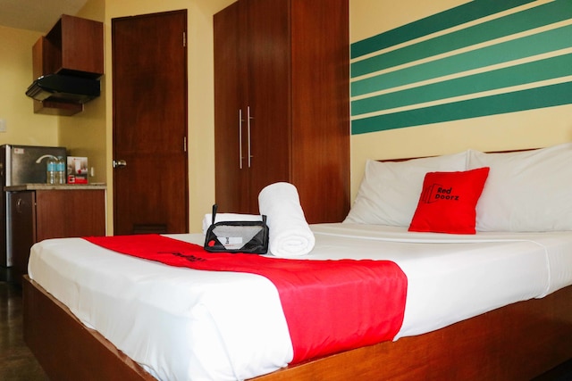 レッドドアーズ @ MJ クエンコ アベニュー セブ