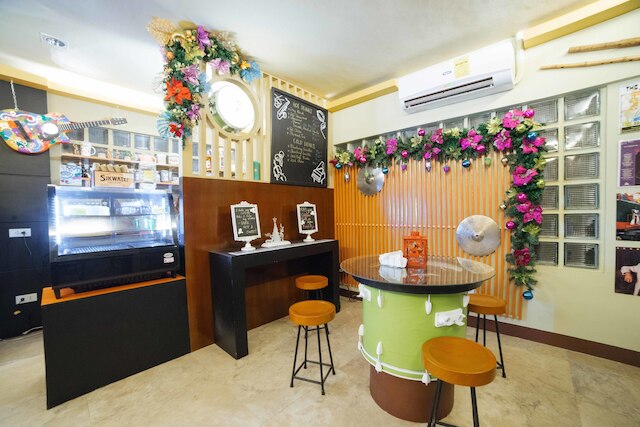 レッドドアーズ プラス ニア サン ペドロ カシードラル