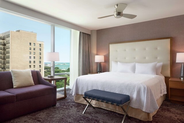 ホームウッド スイーツ バイ ヒルトン シカゴ ダウンタウン サウス ループ