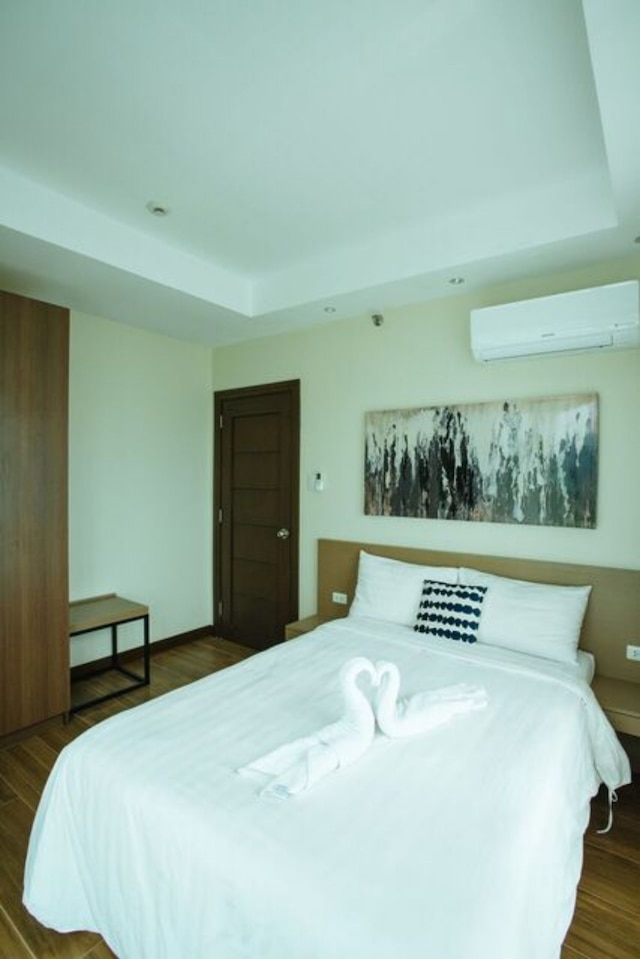 ラグジュアリー コンド 904 アット ザ パジェット プレイス