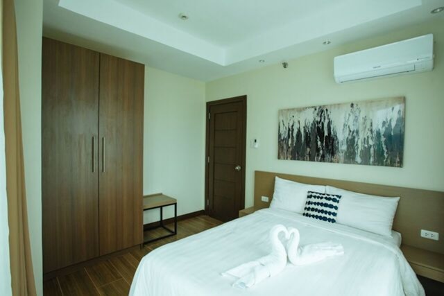 ラグジュアリー コンド 904 アット ザ パジェット プレイス