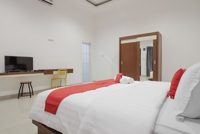 レッドドアーズ プレミアム アット セティアブディ メダン