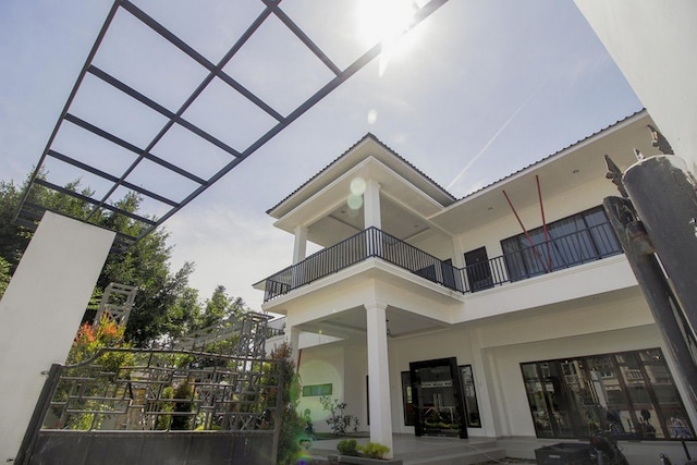 レッドドアーズ プレミアム アット セティアブディ メダン