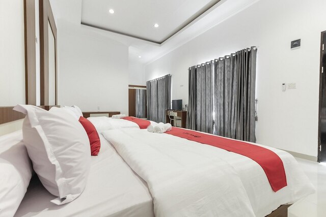 レッドドアーズ プレミアム アット セティアブディ メダン