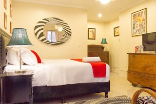 レッドドアーズ ニア ガシブ バンドン