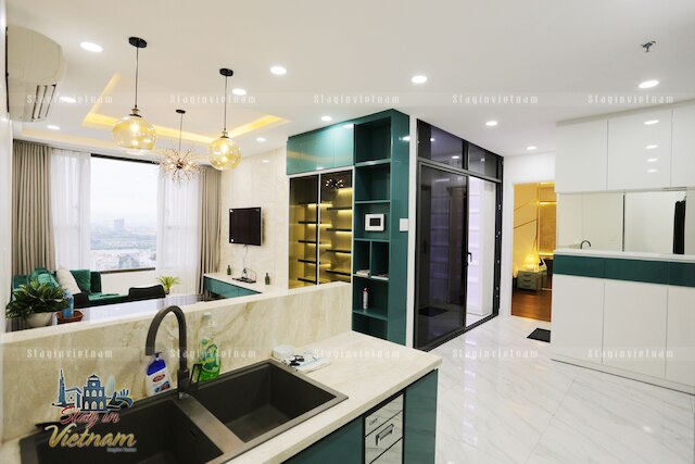 ステイ イン ベトナム リバー ゲート