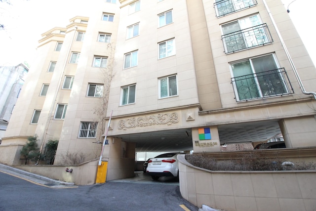 チョンダムドン カリクスビル