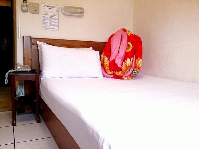 ジン ロン ホテル (金龍旅館)