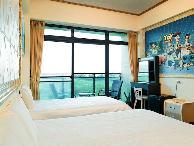 エミリア ヴィラ