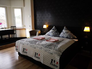 フェリンウォフヌンガン パリ ロンドン ニューヨーク