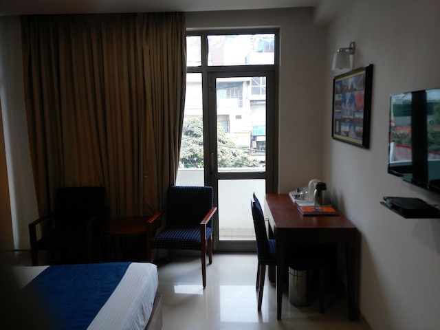 ディバイン イン ホテル